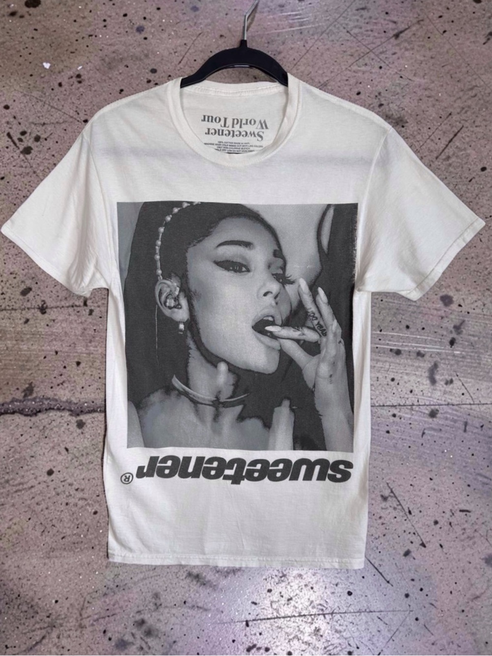 Ariana Grande Sweetener Tour Merch Graphic Tee White VTG 2019 Size S